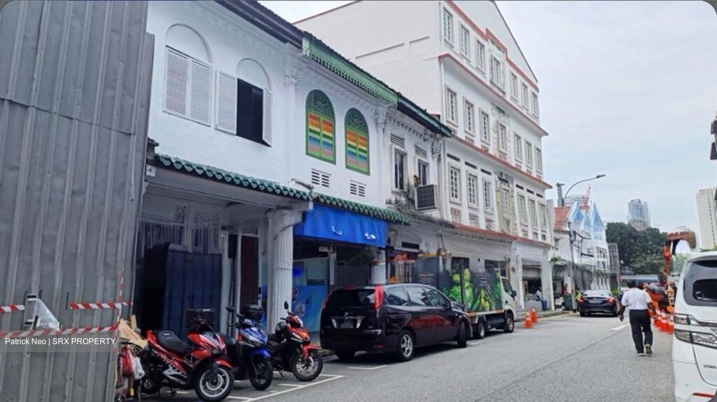 Dickson Road (D8), Office #522763711